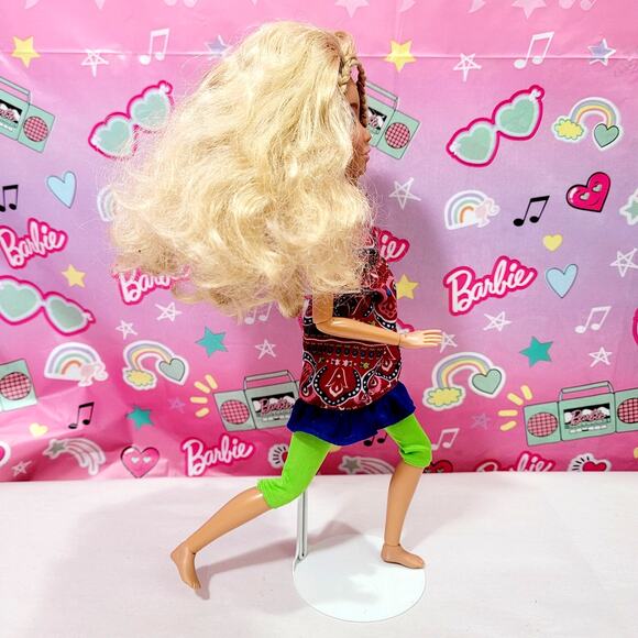 Spin Master Liv Katie Doll Real Girls Real Life with Wig and Dress - Picture 2 of 7